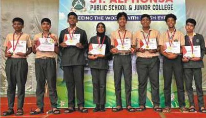 Scholarship exam participants with certificates