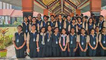 Students at the entrance of a science exhibition